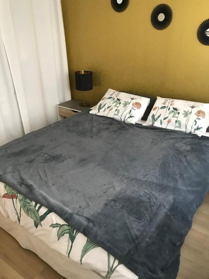 T 2 Terrasse Sud Manoir De Malville Nantes Dış mekan fotoğraf
